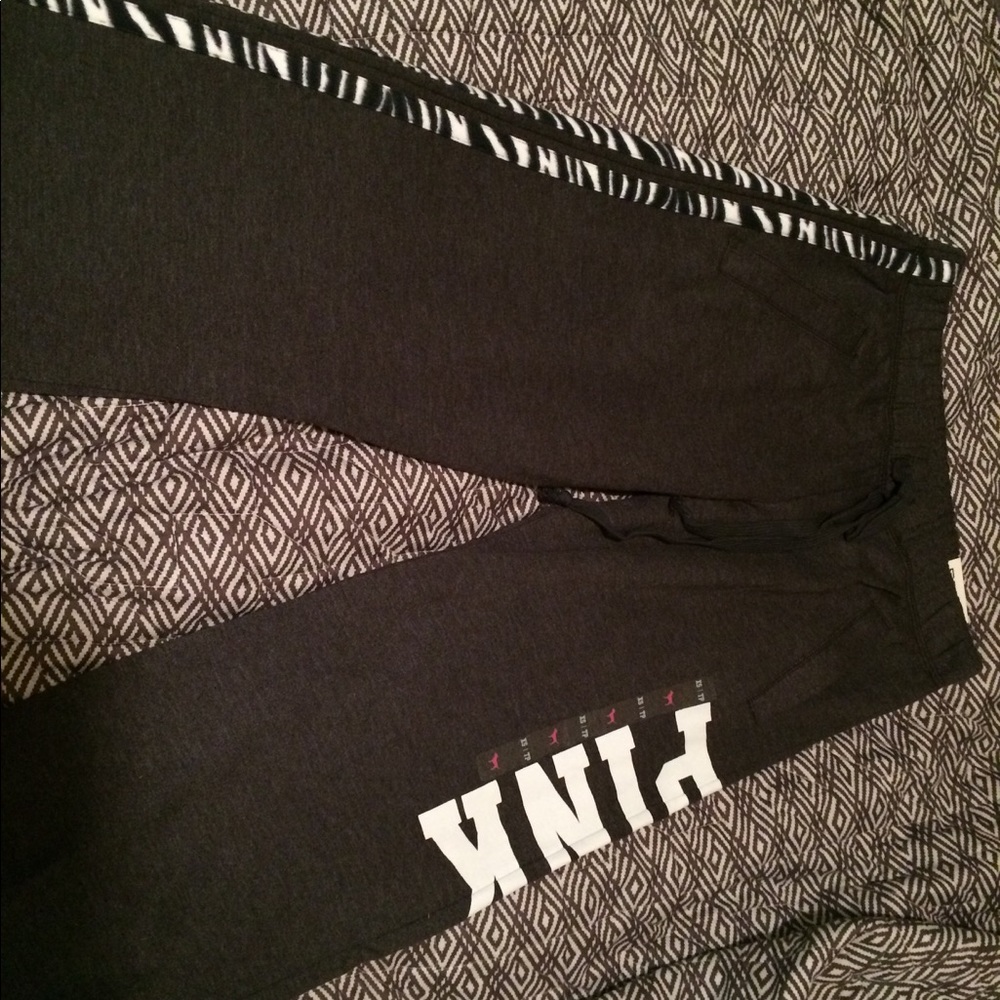 Victoria Secret Pink Boyfriend Fit Sweat Pants!!